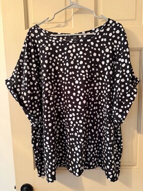 Emery rose Black & White Dot Print Women's Top